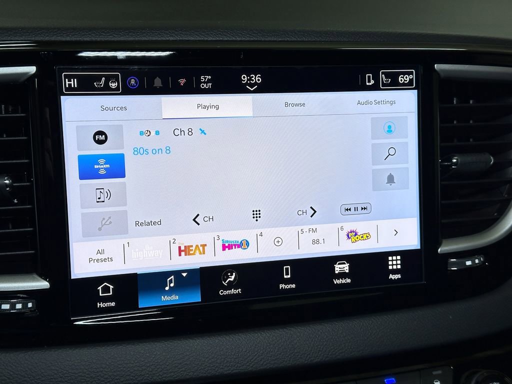 New 2026 Chrysler Voyager LX image 38