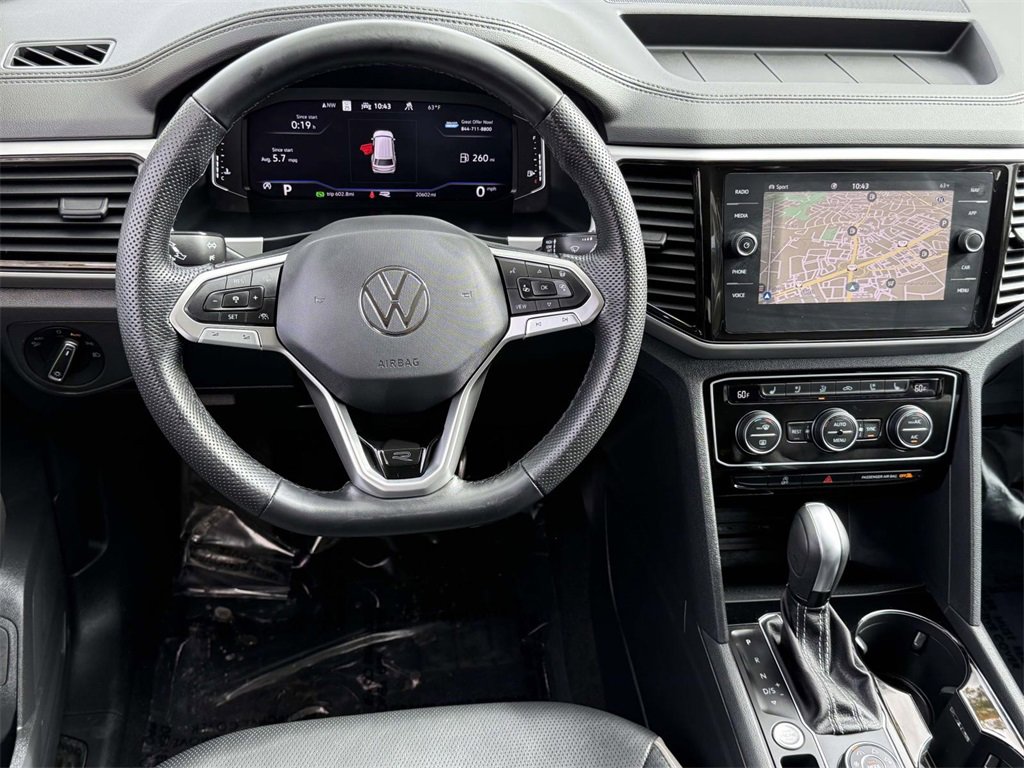 Used 2022 Volkswagen Atlas SEL Premium image 16