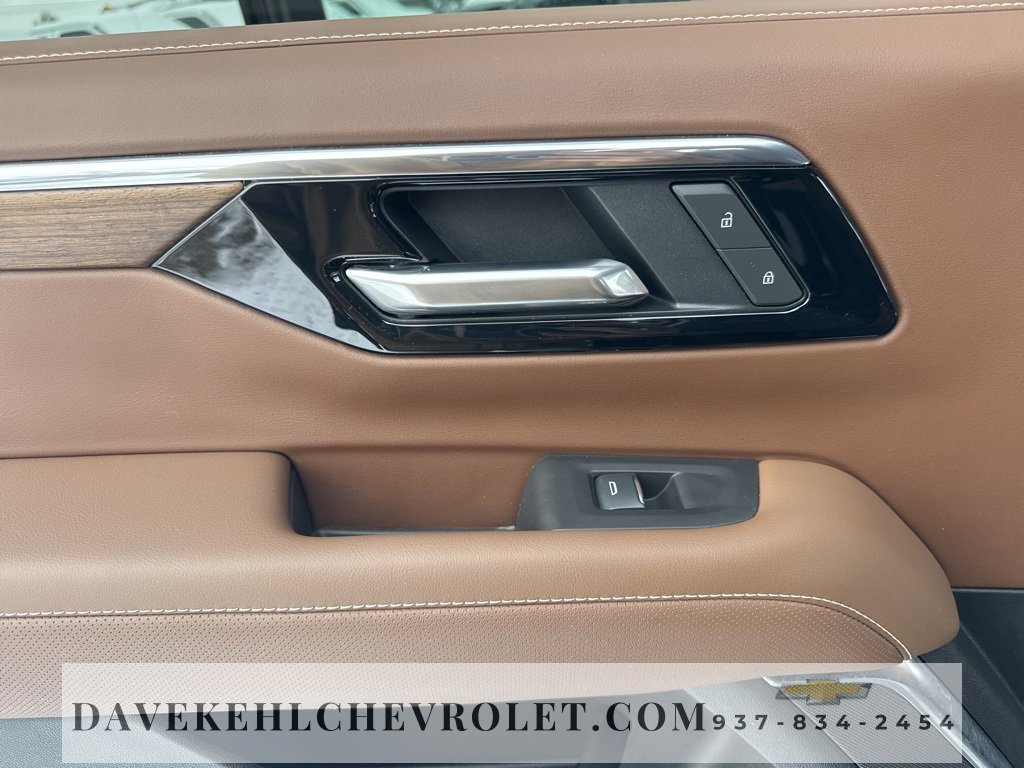 Used 2025 Chevrolet Tahoe High Country image 28