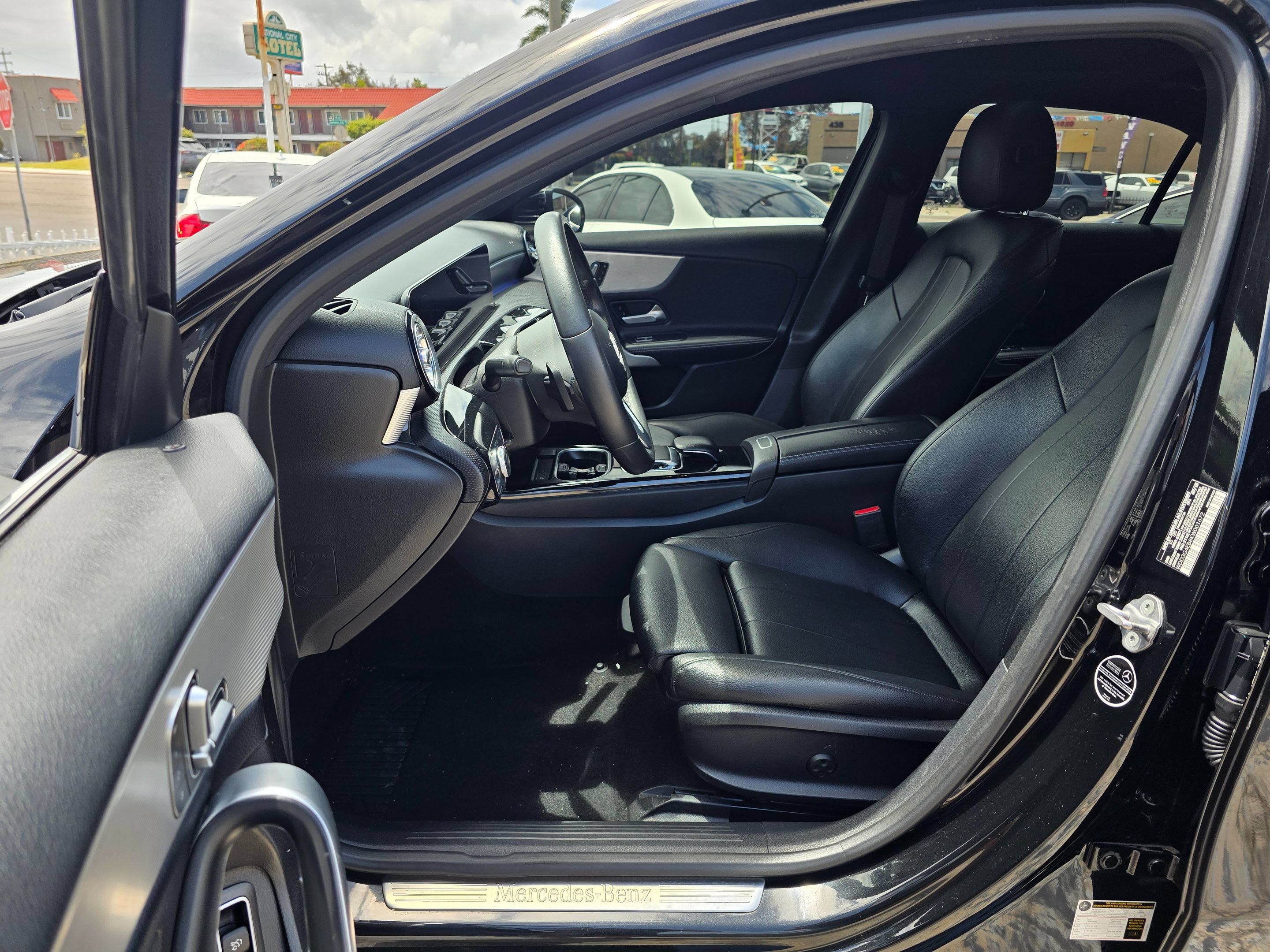 Used 2019 Mercedes-Benz A 220 w/ Premium Package image 15