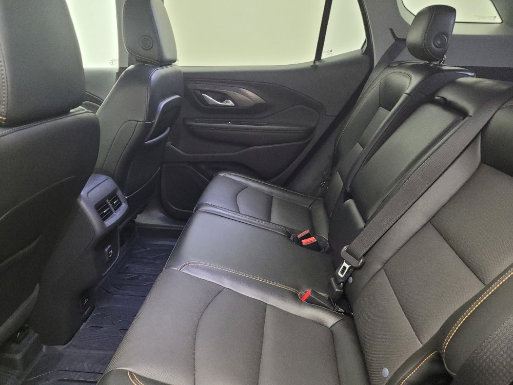 Used 2020 GMC Terrain SLT w/ Preferred Package image 18