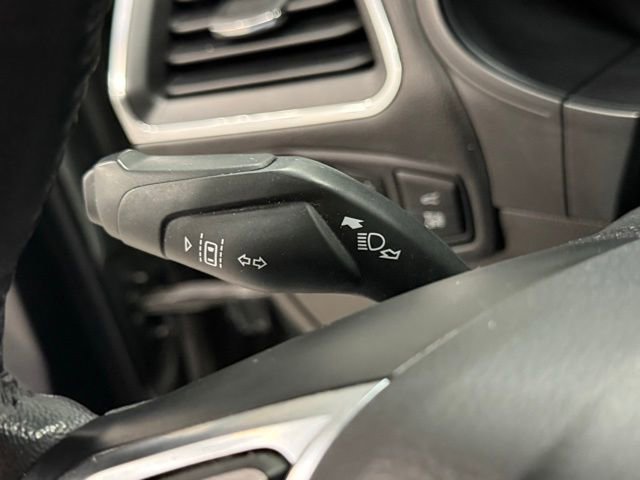 Certified 2024 Ford Edge Titanium AWD/4WD image 21