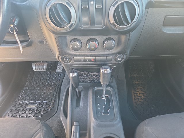 Used 2014 Jeep Wrangler Sport w/ Quick Order Package 24S AWD/4WD image 11