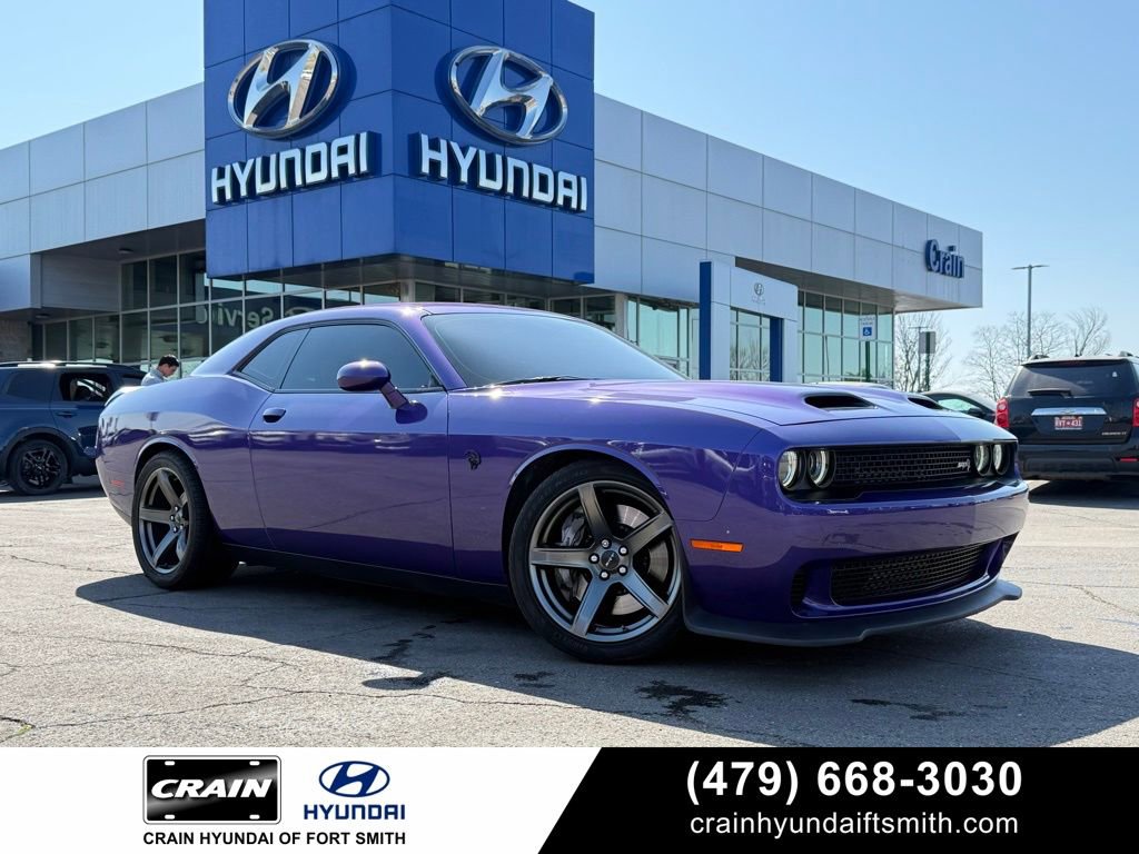 Used 2019 Dodge Challenger SRT Hellcat Redeye image 1