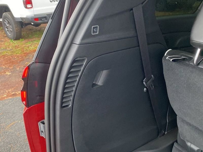 New 2026 Chrysler Pacifica Limited w/ S Appearance Package image 14