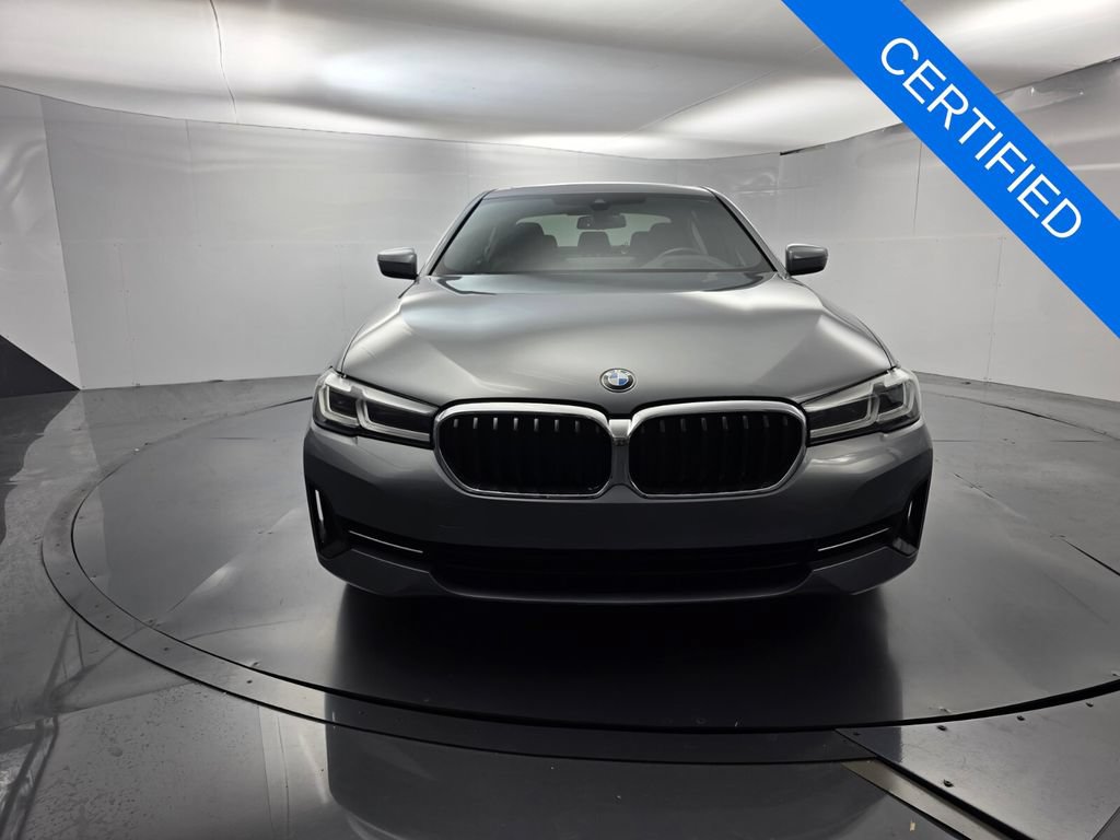 Certified 2023 BMW 530i w/ Premium Package RWD image 2