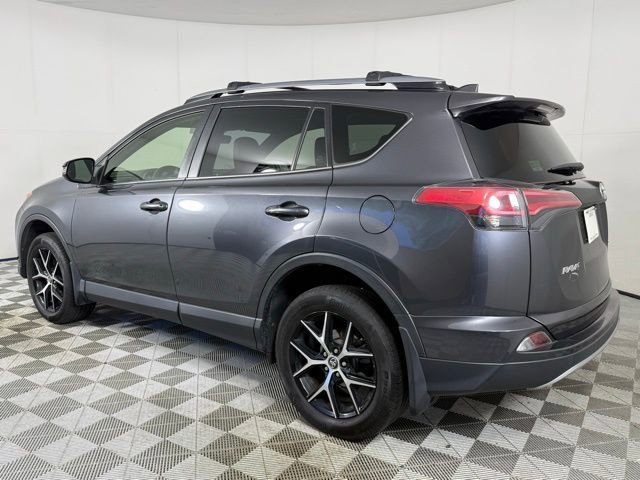 Used 2018 Toyota RAV4 SE w/ Power Extra Value Package AWD/4WD image 5