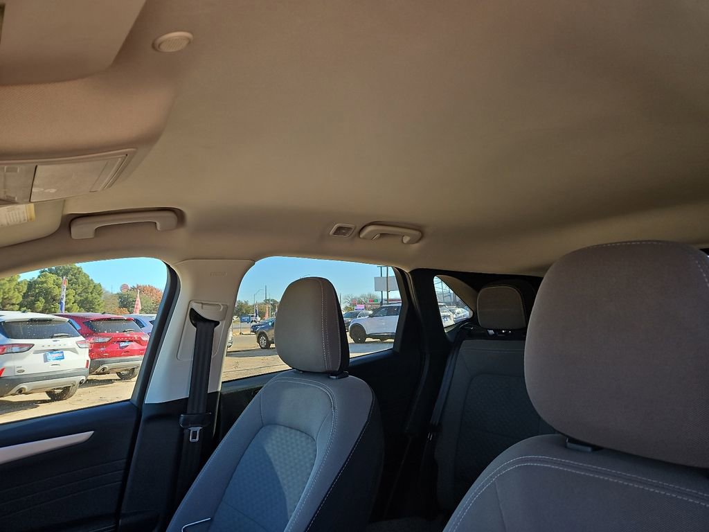 Used 2022 Ford Escape SE w/ Convenience Package image 19
