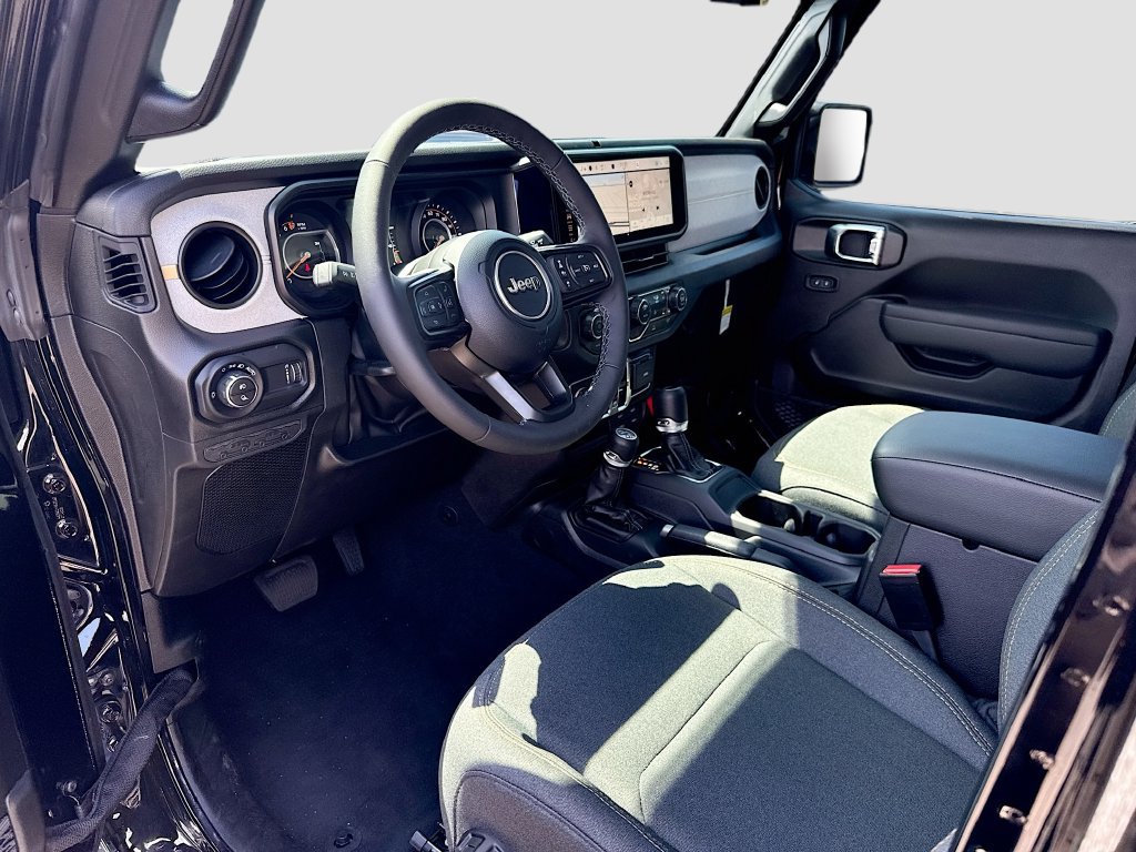 New 2025 Jeep Gladiator Sport AWD/4WD image 9