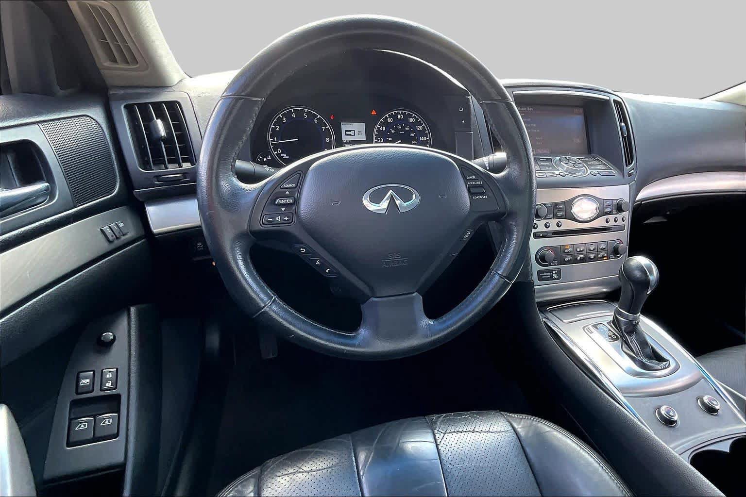 Used 2011 INFINITI G37 Journey w/ Premium Pkg RWD image 5