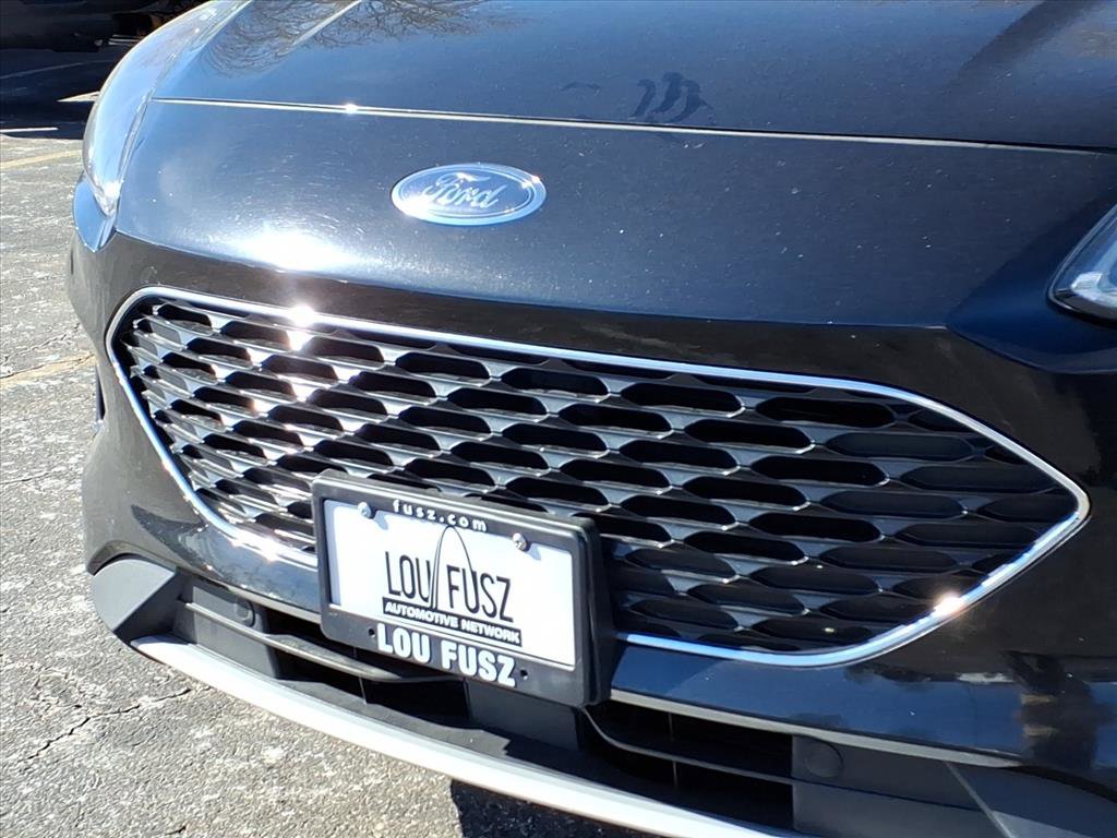 Used 2021 Ford Escape Titanium image 35