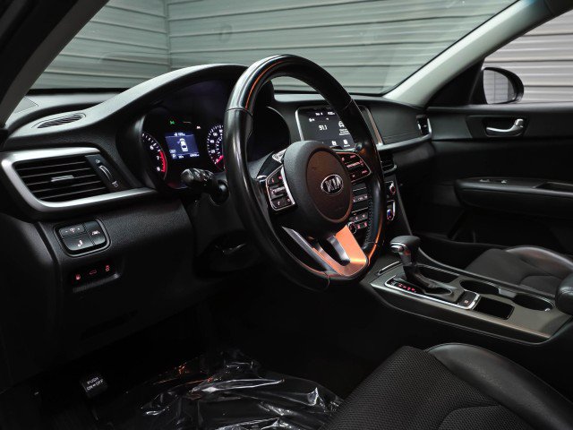Used 2020 Kia Optima S FWD image 11