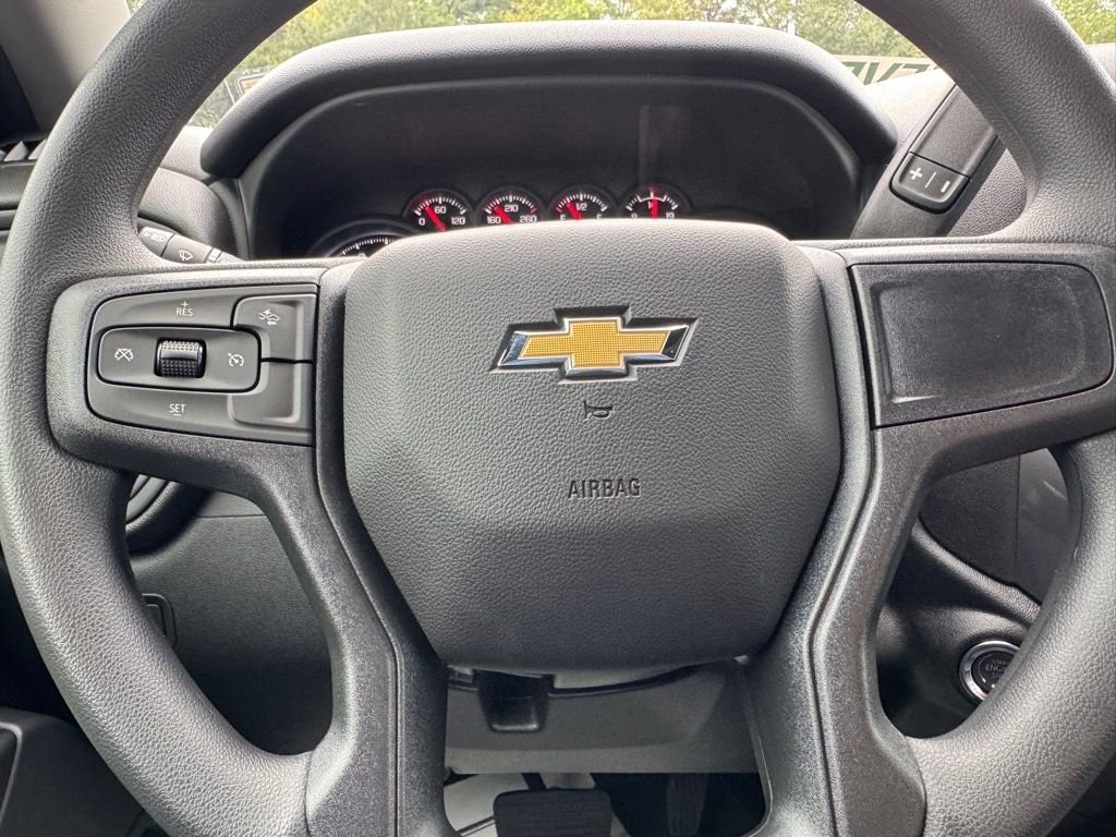 Used 2026 Chevrolet Silverado 1500 Custom RWD image 18