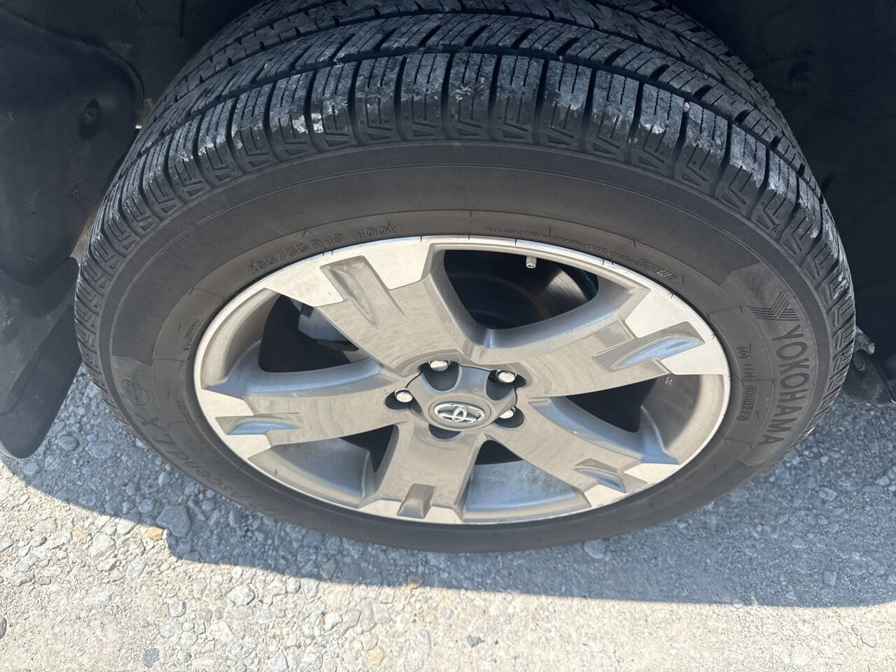 Used 2012 Toyota RAV4 Sport w/ Appearance Pkg FWD image 27
