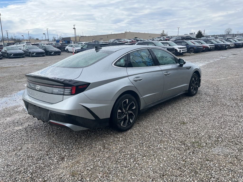 Used 2024 Hyundai Sonata SEL image 4