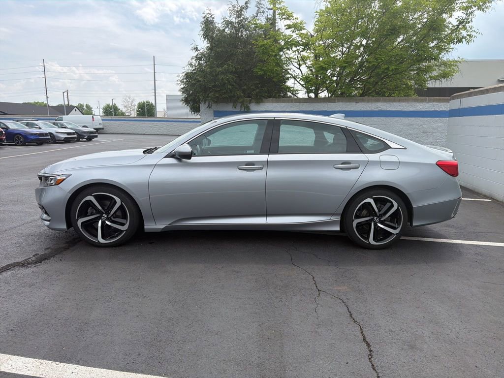 Certified 2018 Honda Accord Sport image 2
