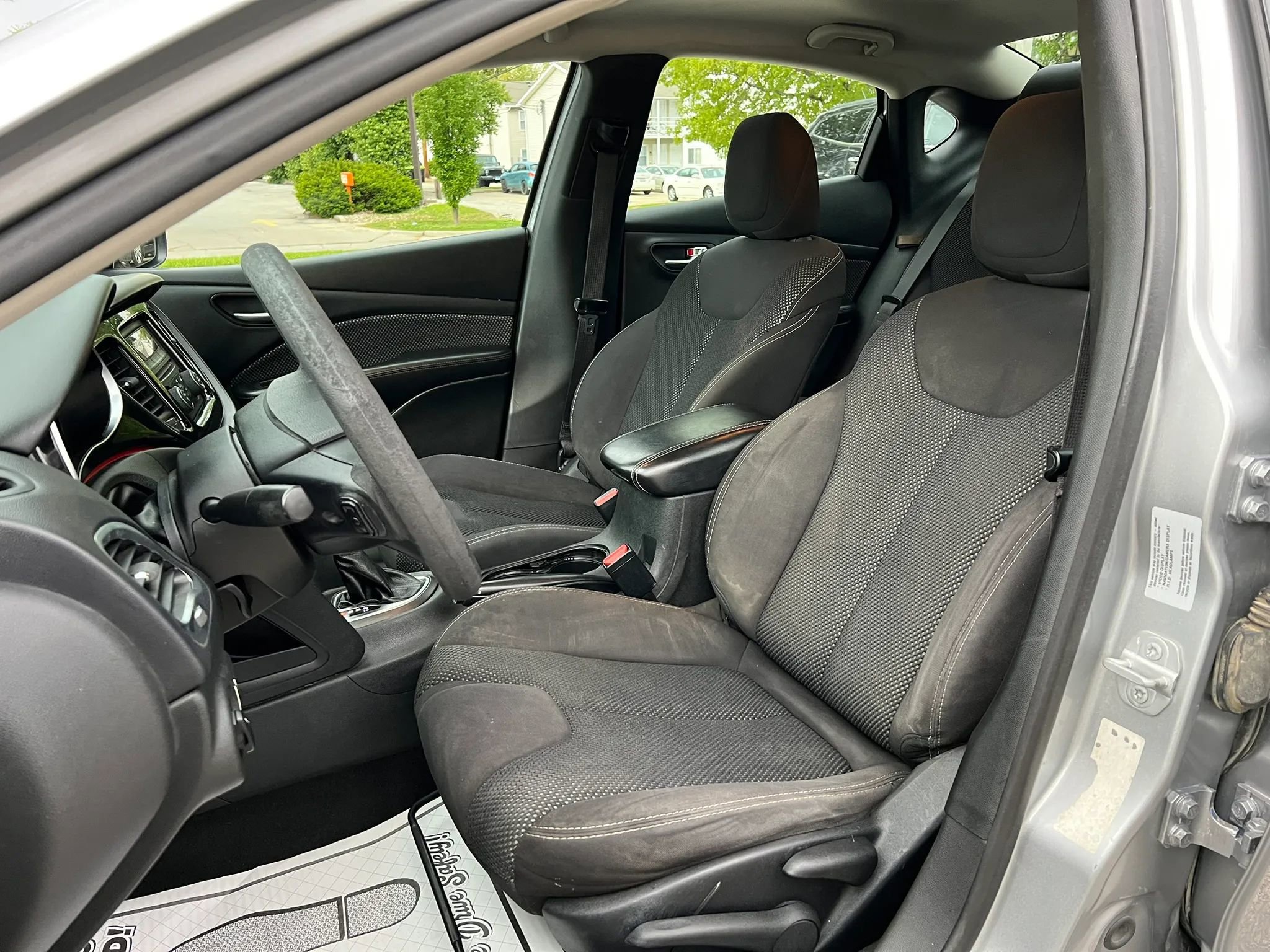 Used 2015 Dodge Dart SXT FWD image 11