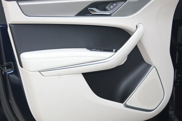 New 2026 Jaguar F-PACE R-Dynamic S image 21