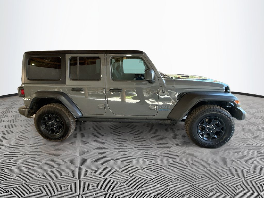 Certified 2023 Jeep Wrangler Unlimited w/ Cold Weather Group AWD/4WD image 5