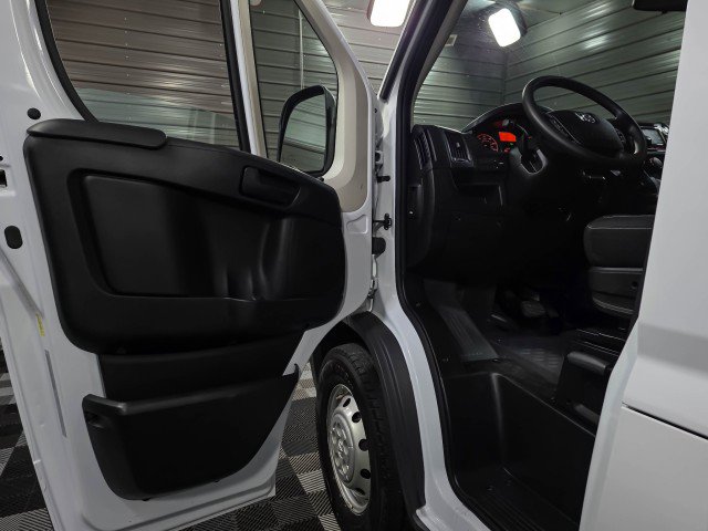 Used 2017 RAM ProMaster 1500 w/ Interior Convenience Group image 25