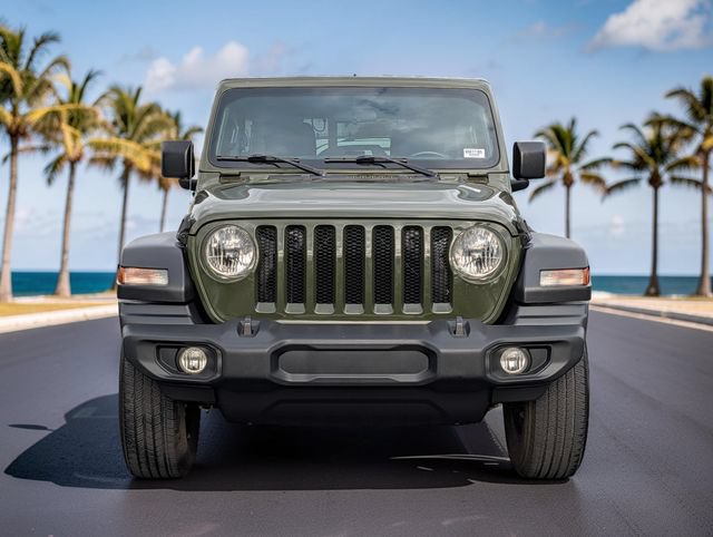 Used 2022 Jeep Wrangler Unlimited Sport AWD/4WD image 3