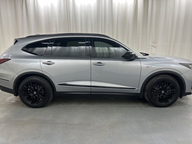 Used 2025 Acura MDX A-Spec image 7