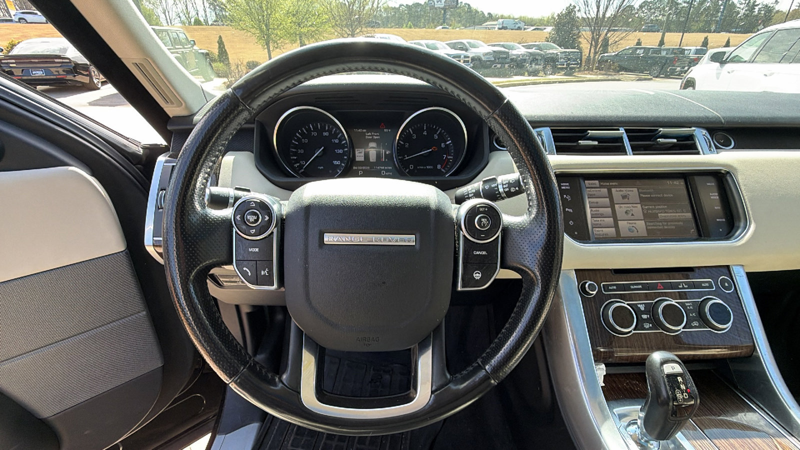 Used 2015 Land Rover Range Rover Sport HSE image 25