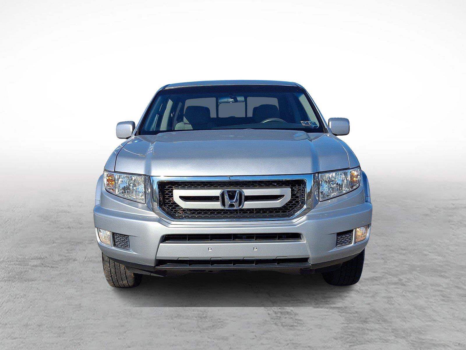 Used 2010 Honda Ridgeline RTS image 2