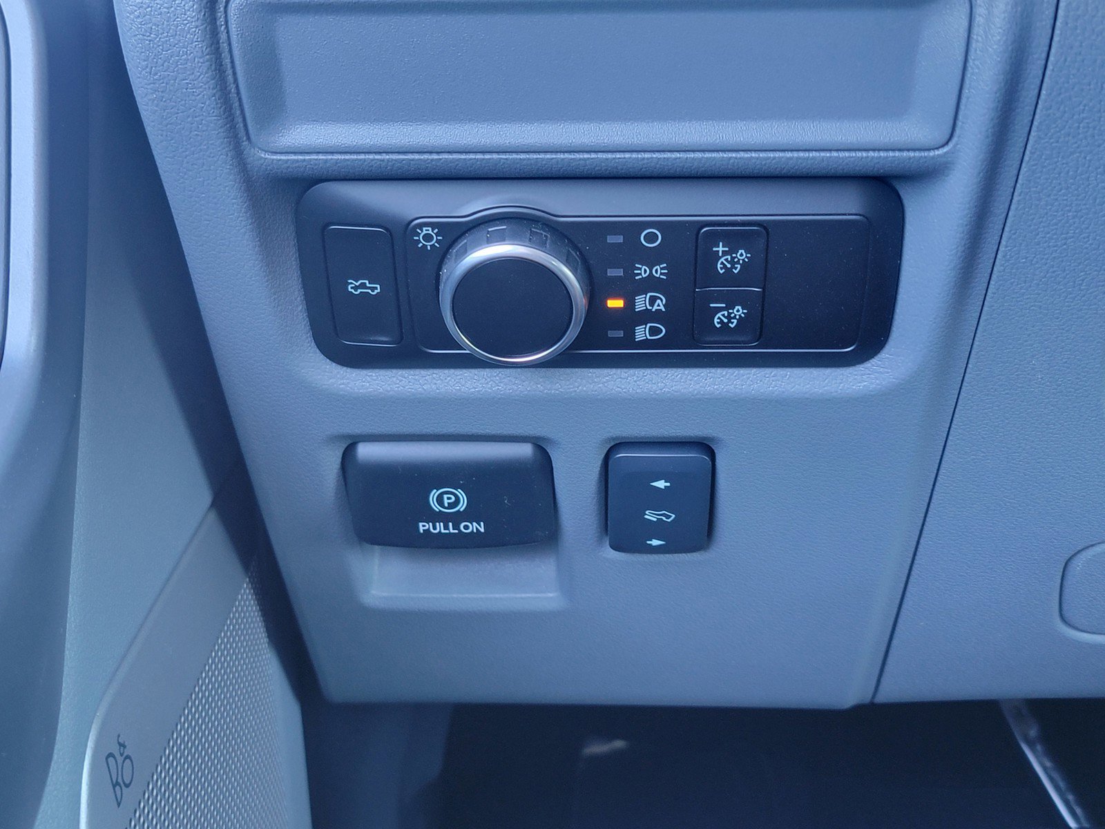 New 2025 Ford F150 Lightning Flash image 24