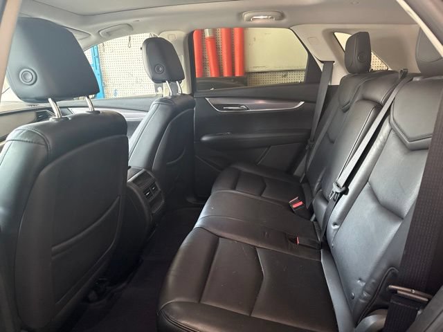 Used 2017 Cadillac XT5 Luxury FWD image 7