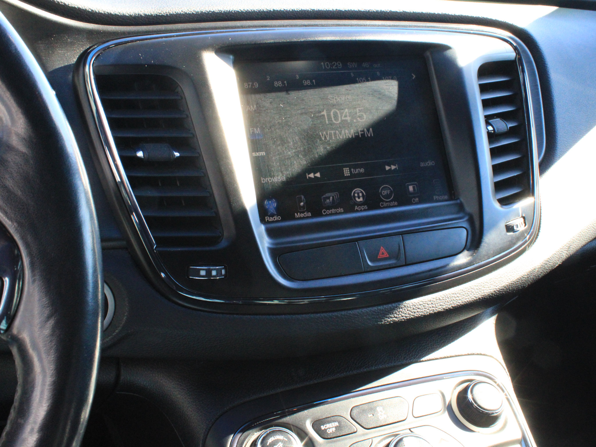 Used 2016 Chrysler 200 S w/ Comfort Group FWD image 20