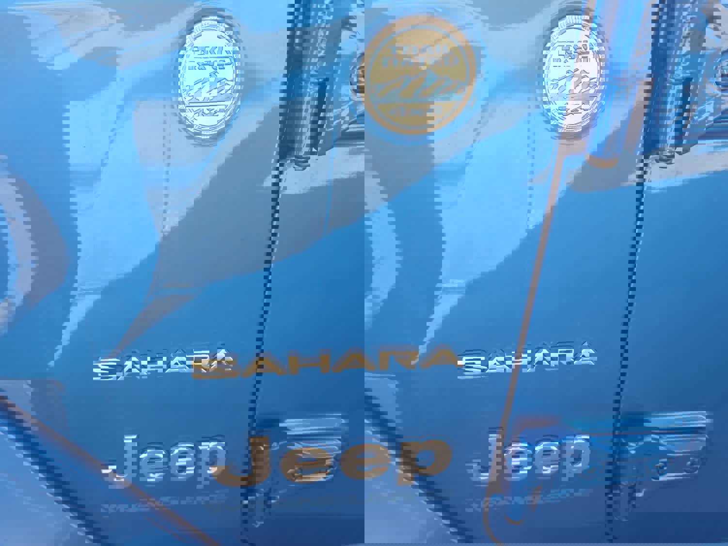 Used 2023 Jeep Wrangler Sahara w/ Cold Weather Group image 10