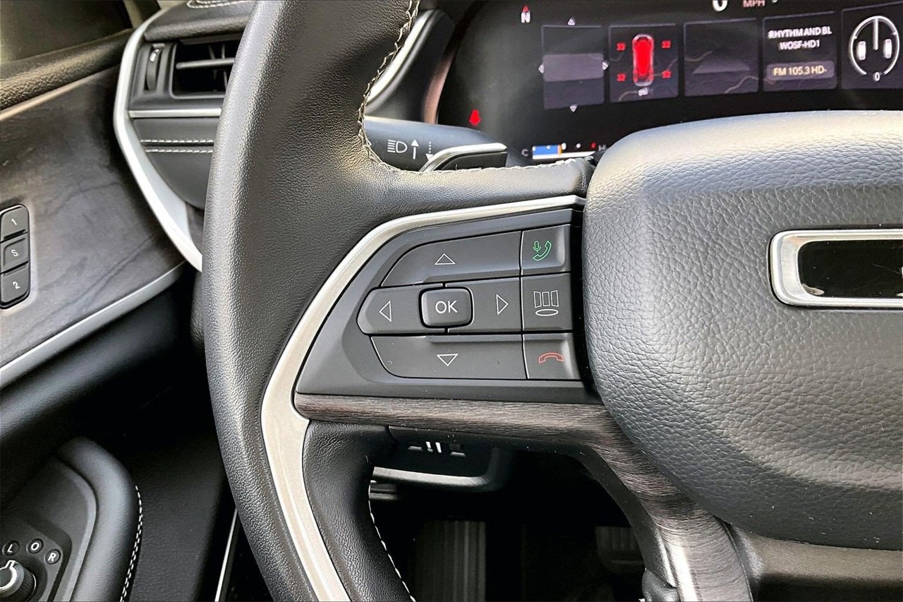 Certified 2022 Jeep Grand Cherokee L Limited image 31