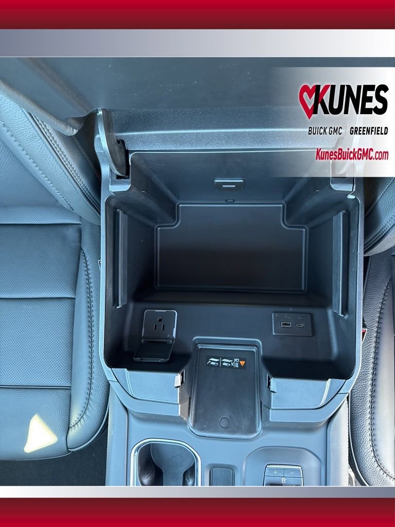 New 2026 GMC Sierra 3500 Denali w/ Denali Reserve Package image 36