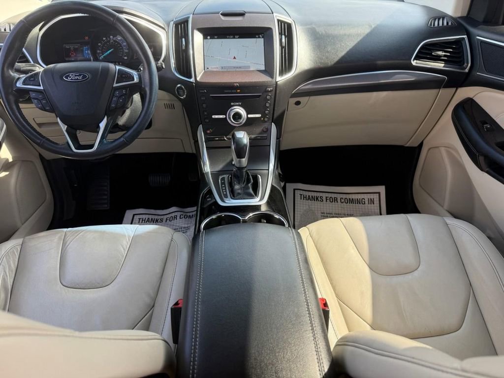 Used 2017 Ford Edge Titanium w/ Technology Package image 11