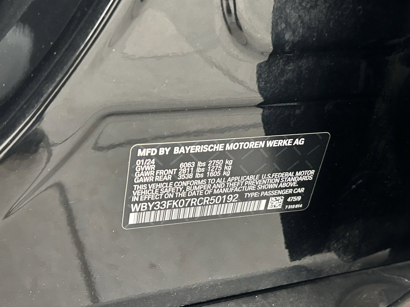 Used 2024 BMW i5 eDrive40i w/ Premium Package image 32