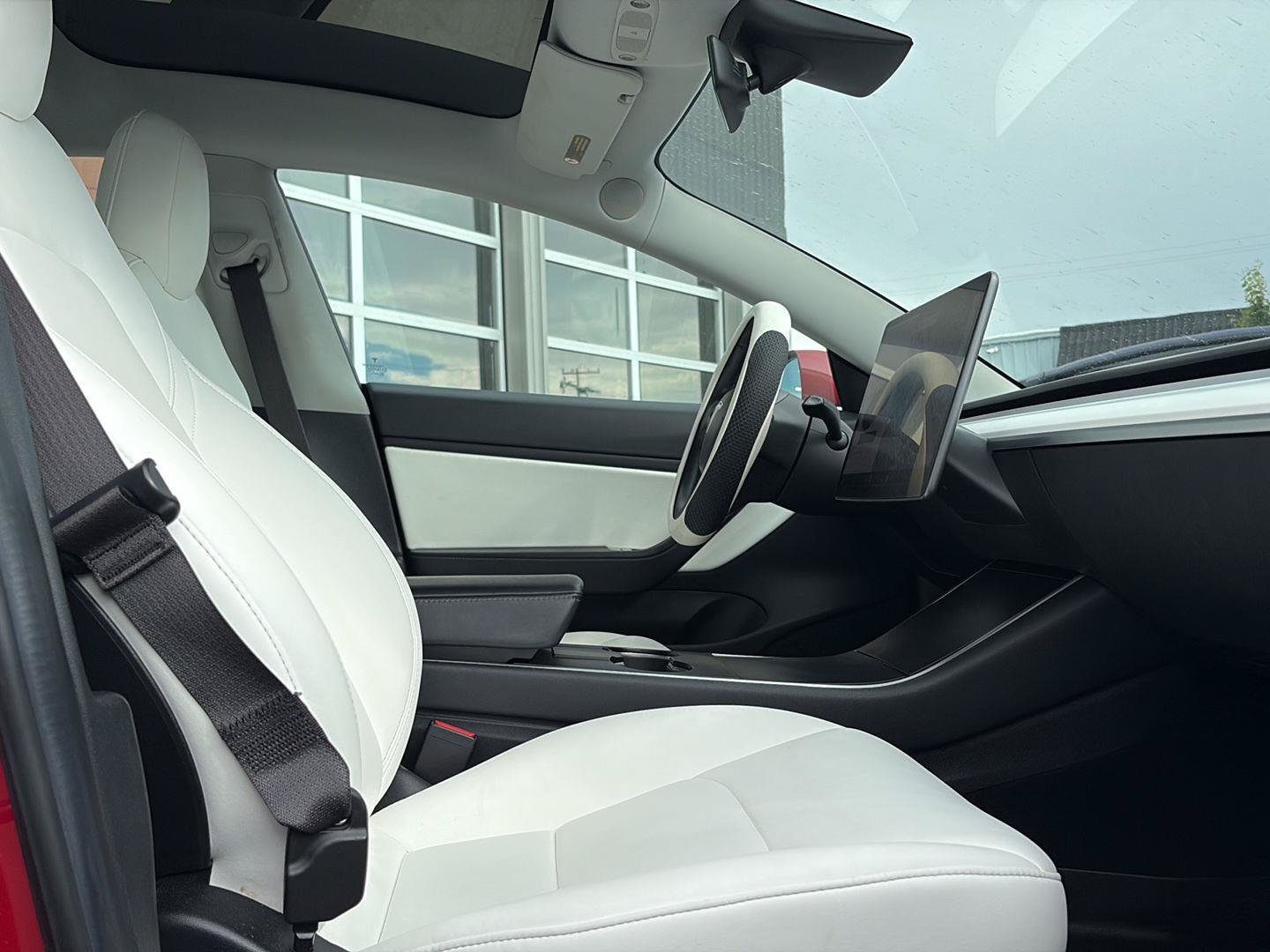 Used 2018 Tesla Model 3 Long Range AWD/4WD image 13