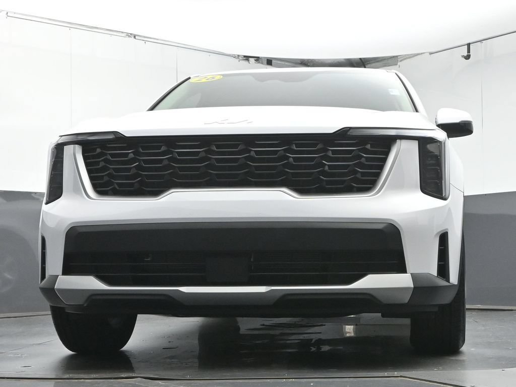 Used 2026 Kia Sorento LX FWD image 32