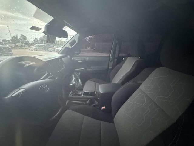 Used 2021 Toyota Tacoma TRD Sport AWD/4WD image 16