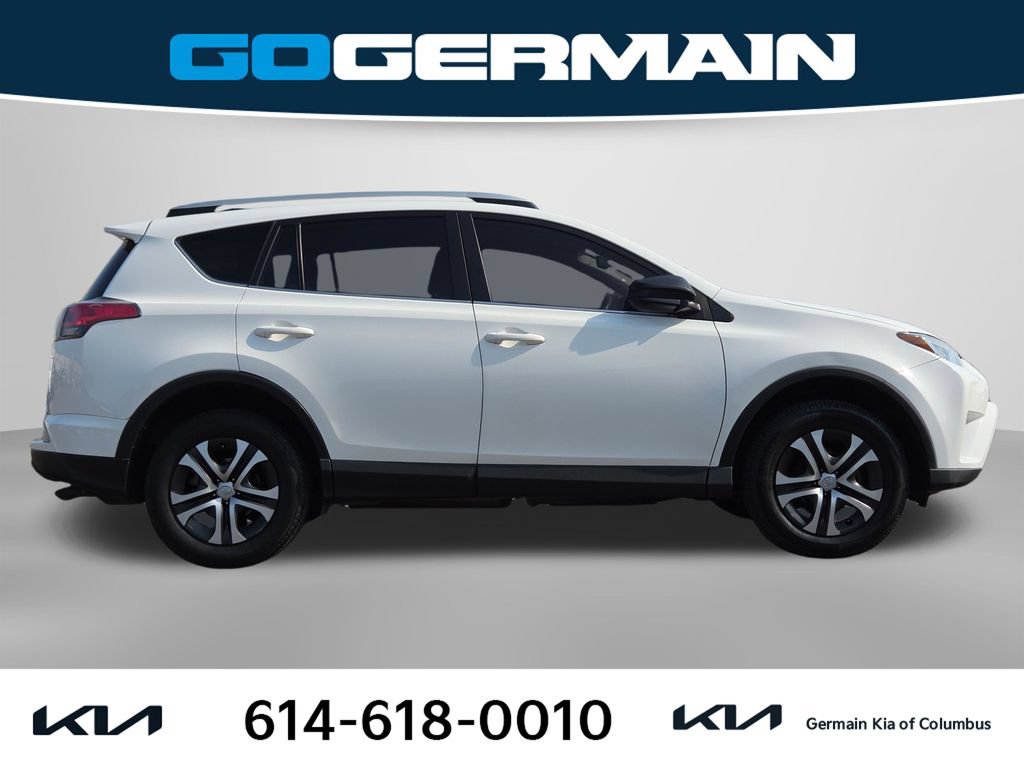 Used 2016 Toyota RAV4 LE FWD image 7