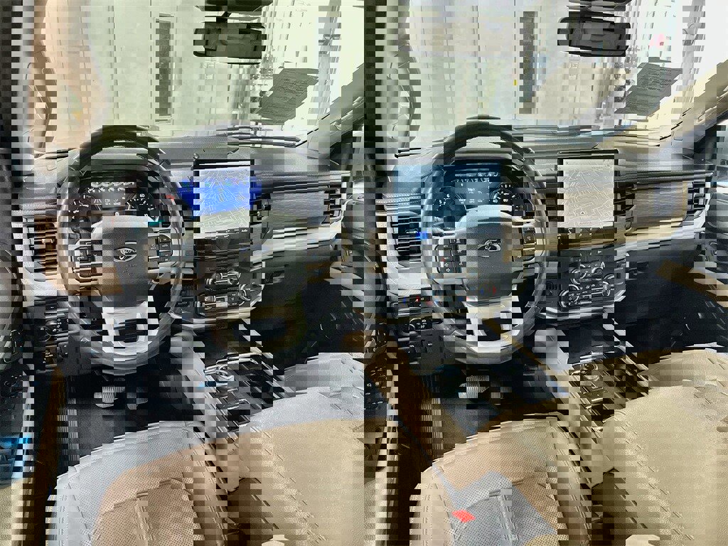 Used 2024 Ford Expedition Max Limited image 19