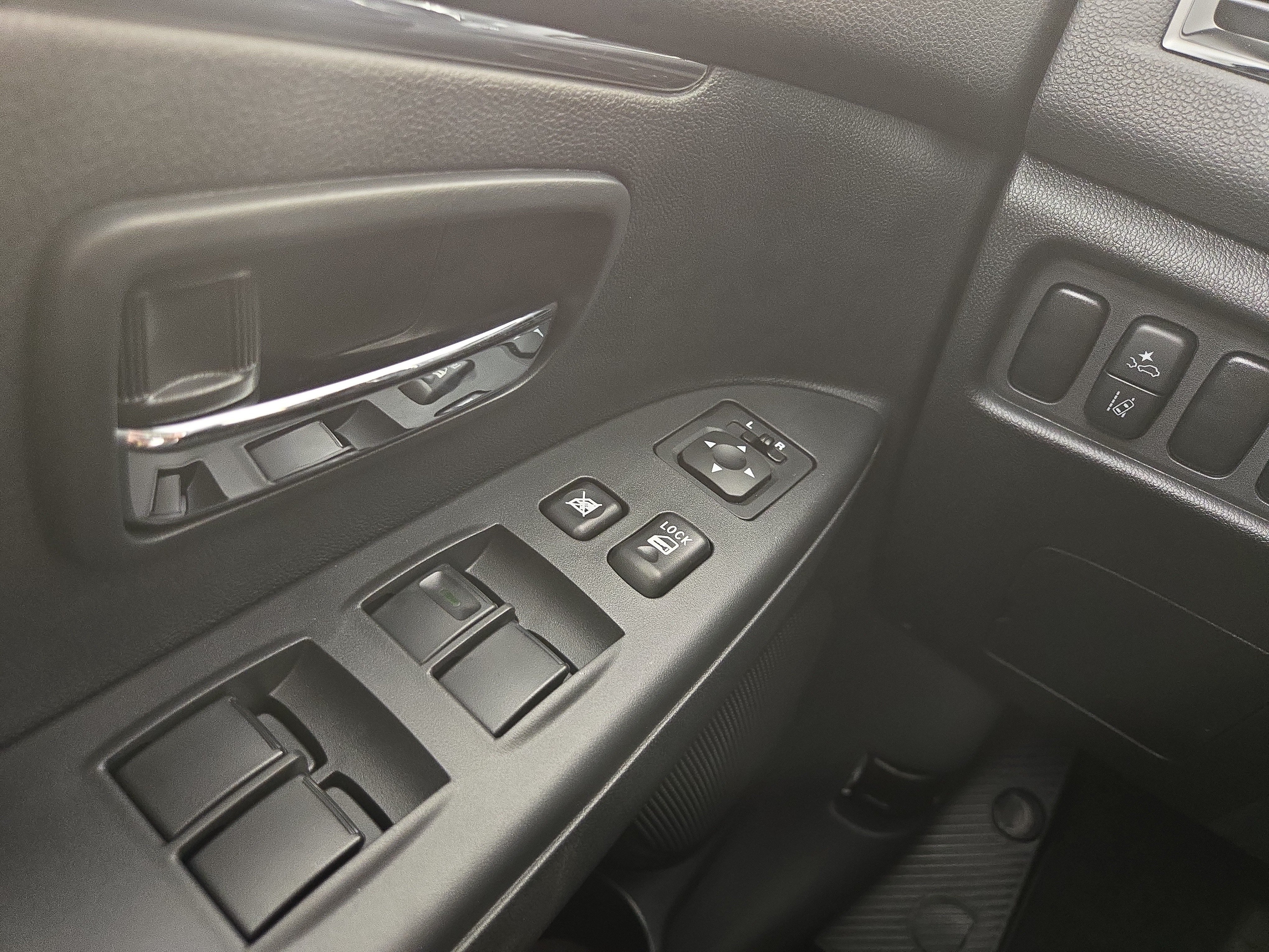 New 2026 Mitsubishi Outlander Sport LE AWD/4WD image 26