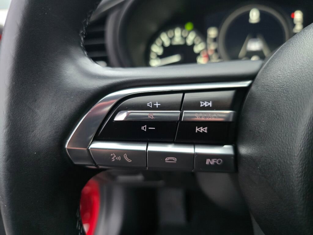 Used 2021 MAZDA MAZDA3 s image 15