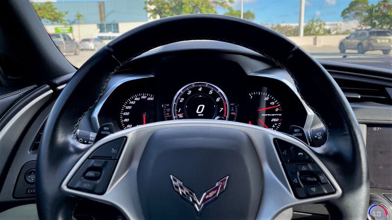 Used 2014 Chevrolet Corvette Stingray Coupe RWD image 9