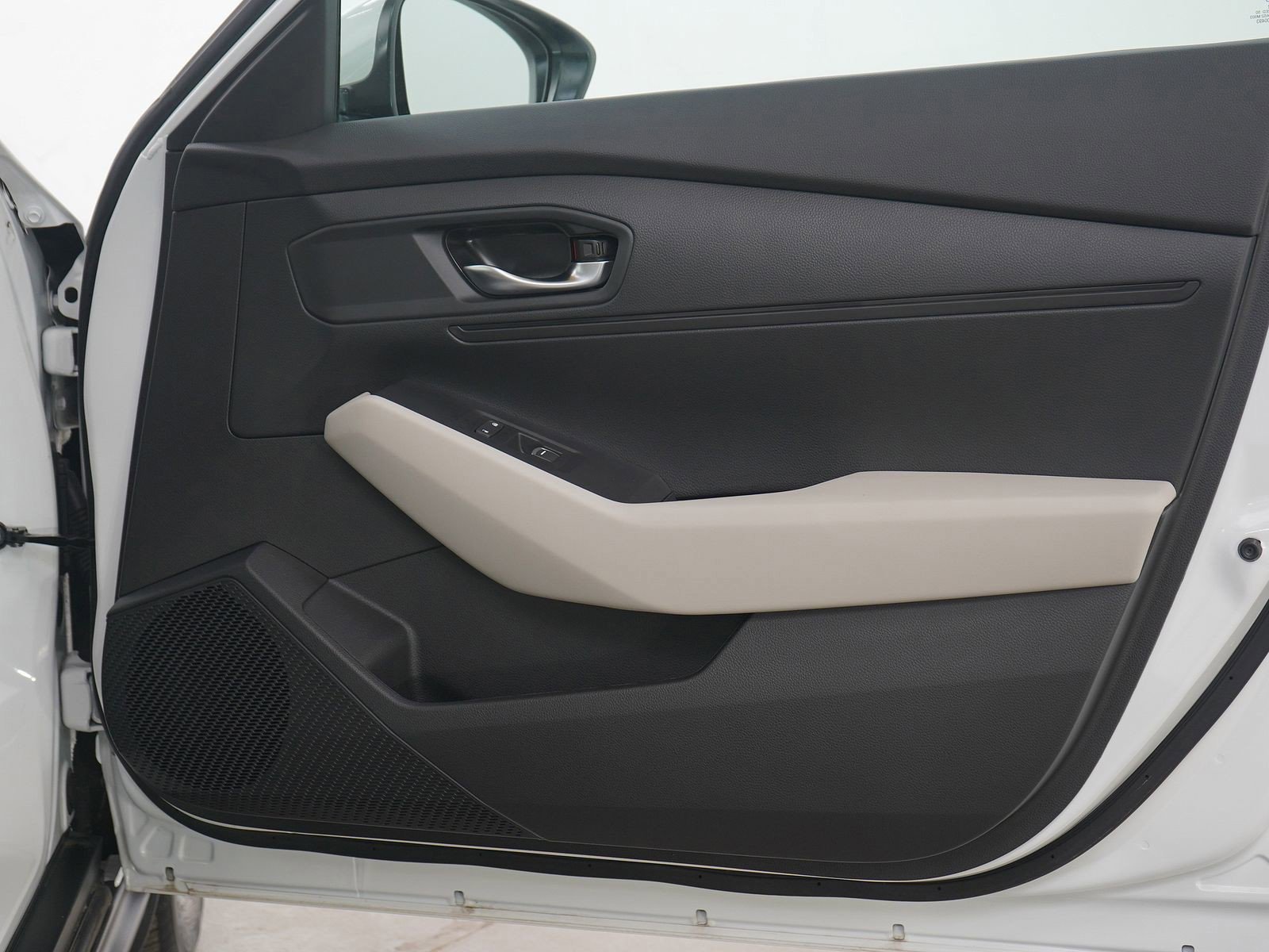 Used 2024 Honda Accord LX image 9