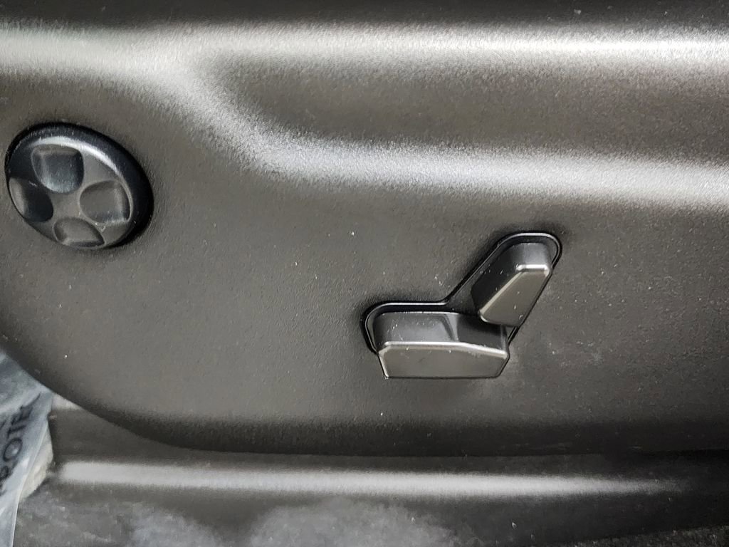 Used 2021 Jeep Grand Cherokee Trackhawk image 13