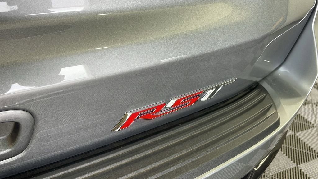 New 2025 Chevrolet Suburban RST w/ Advanced Technology Package image 36