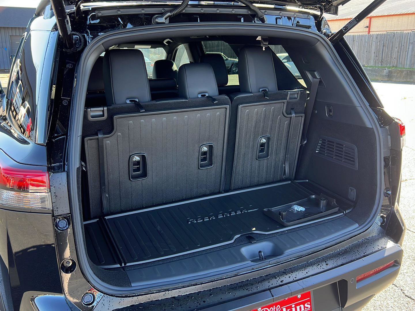 New 2026 Nissan Pathfinder Rock Creek AWD/4WD image 32