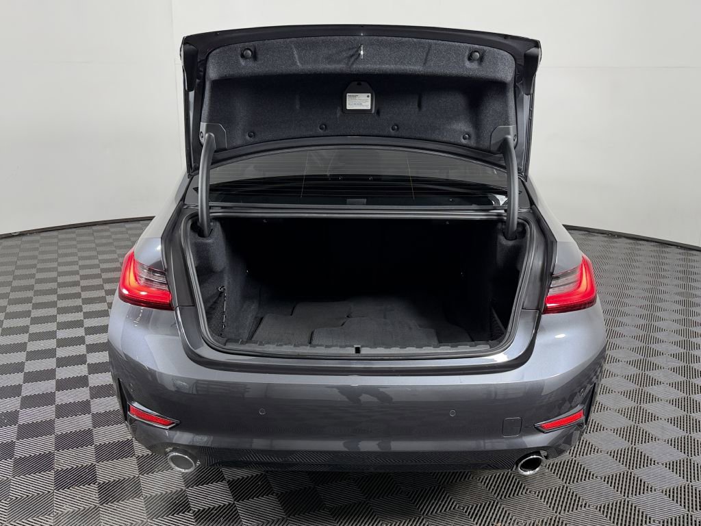 Used 2019 BMW 330i xDrive Sedan w/ Convenience Package image 13