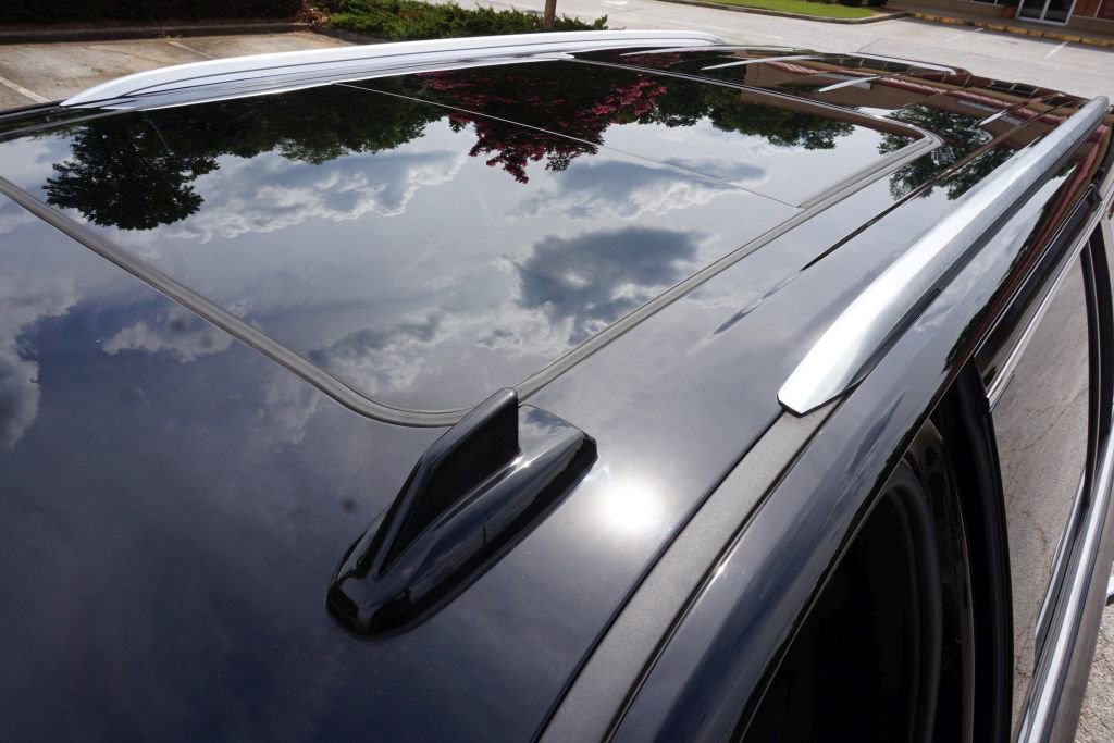 Used 2021 GMC Yukon Denali w/ Denali Premium Package image 14